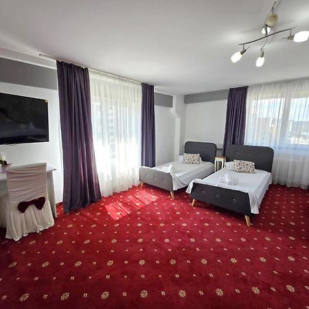 Bon Ton Residence Drobeta Turnu Severin Eksteriør billede
